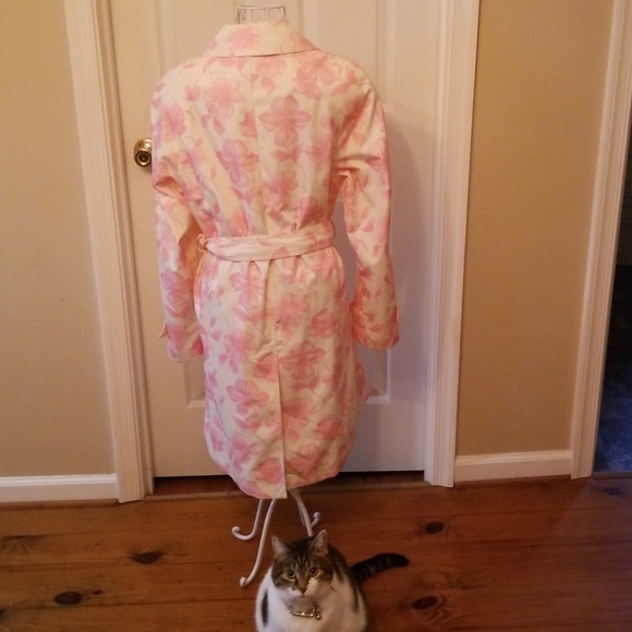 Lovely spring trenchcoat - Picture 4 of 8